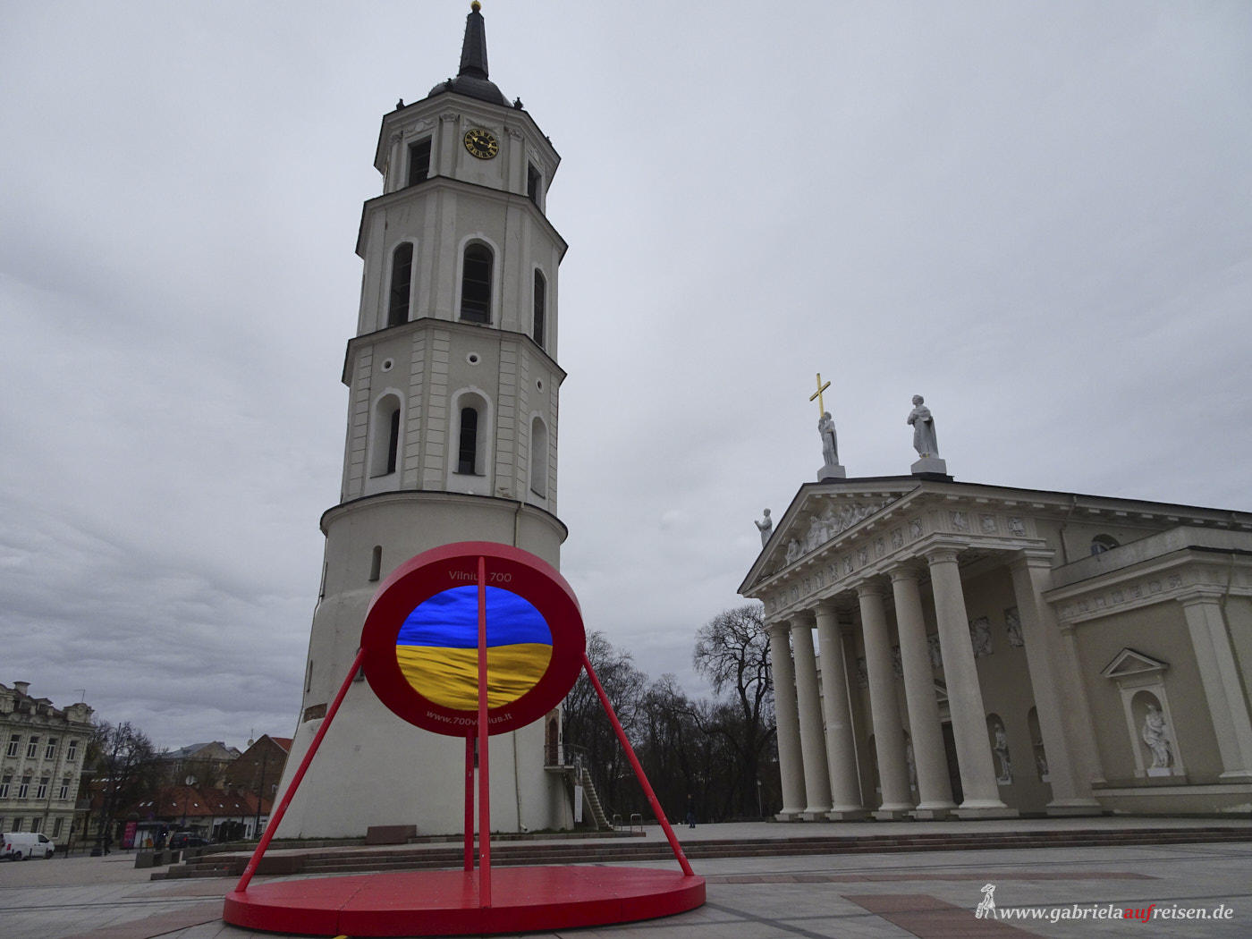bell-tower-Vilnius