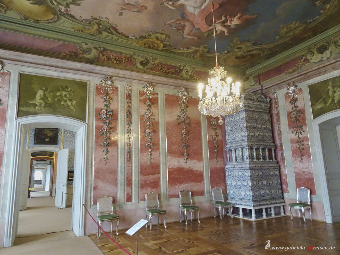 baroque-room-Rundale-Latvia