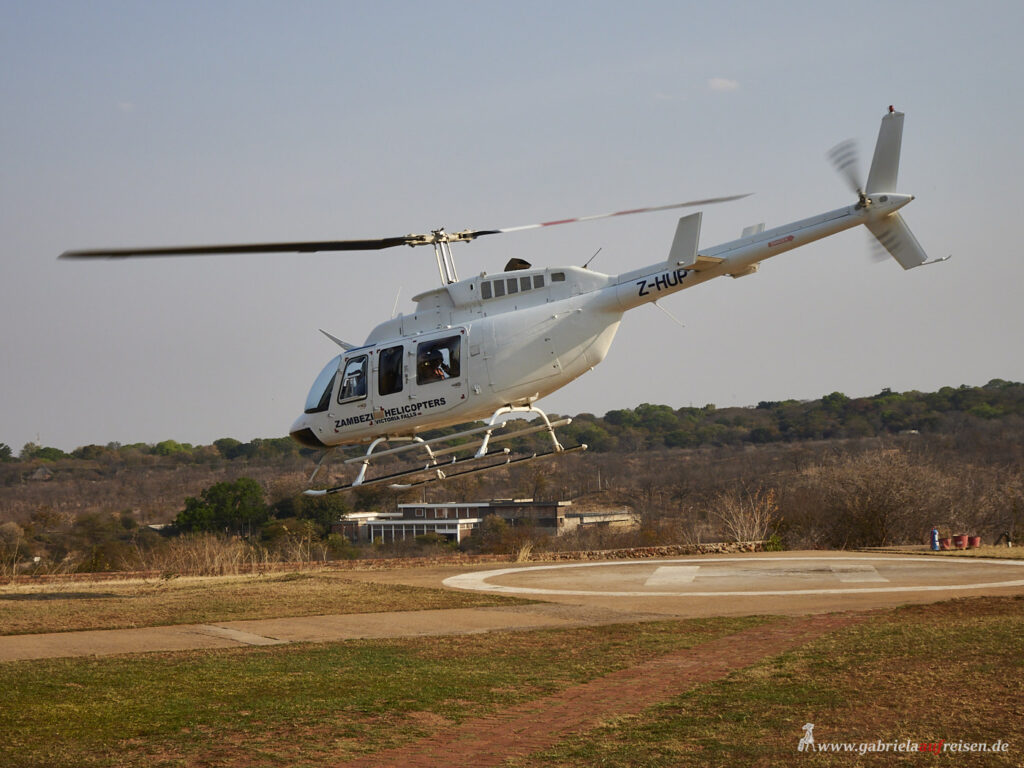 helicopter-at-Victoria-Falls