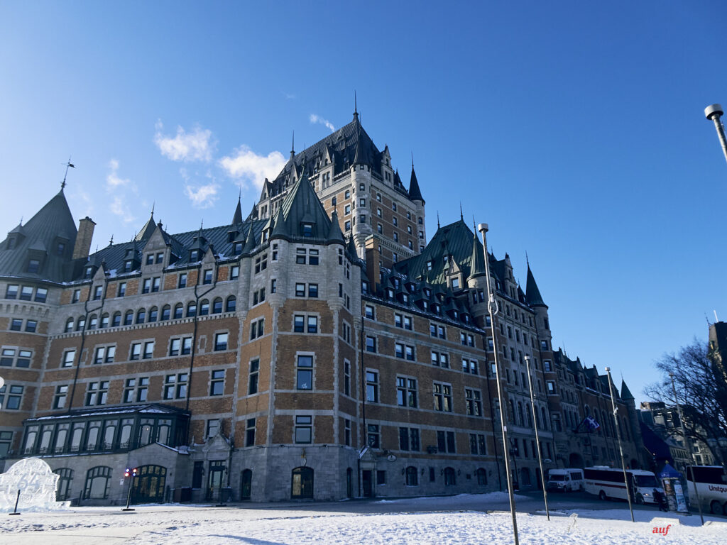 Québec-famous-hotel