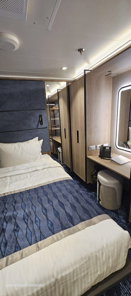 Norwegian-Aqua-single-stateroom