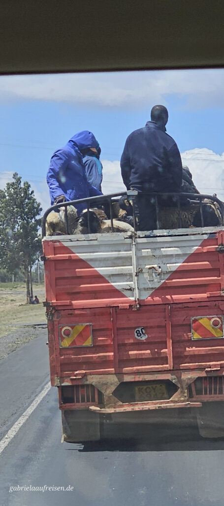 lorry-in-Kenya